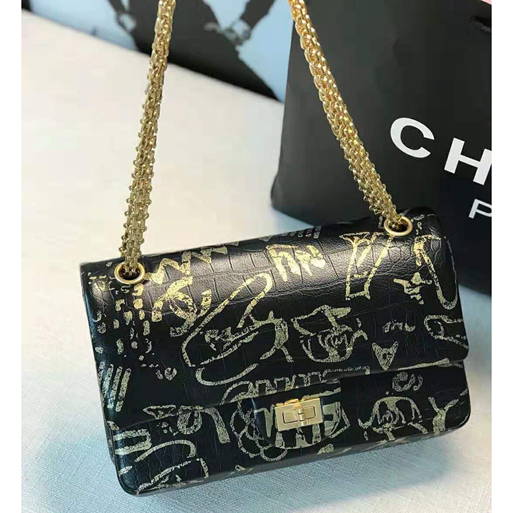 2019 Chanel classic handbag