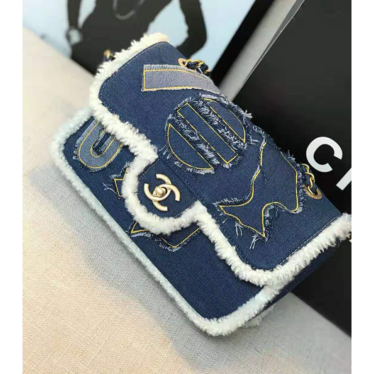 2019 Chanel classic handbag