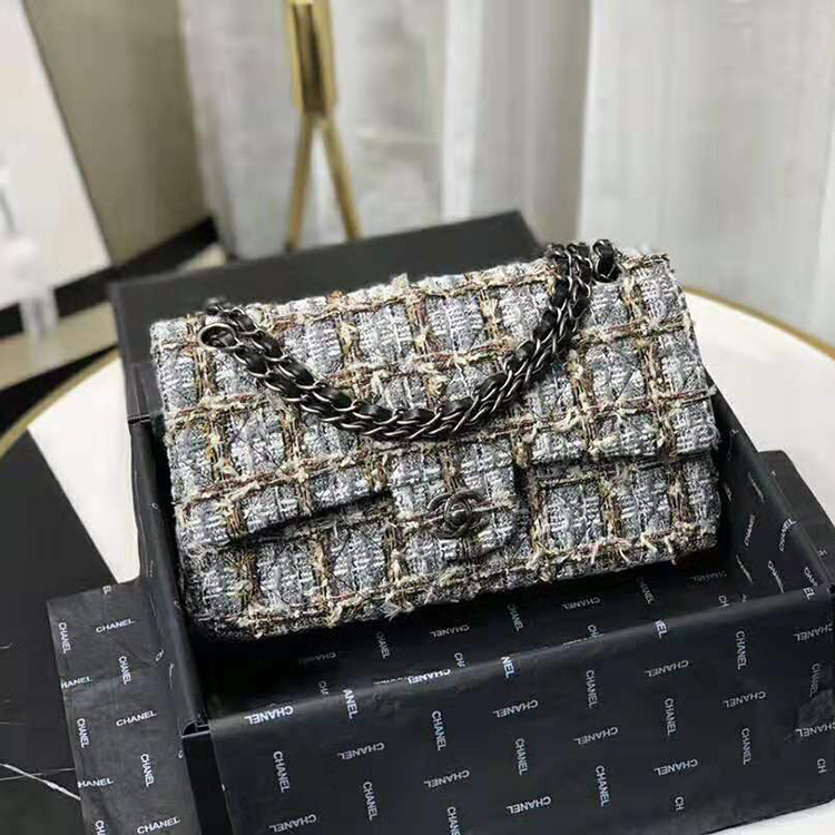 2019 Chanel classic handbag