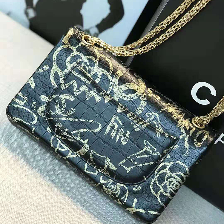 2019 Chanel classic handbag