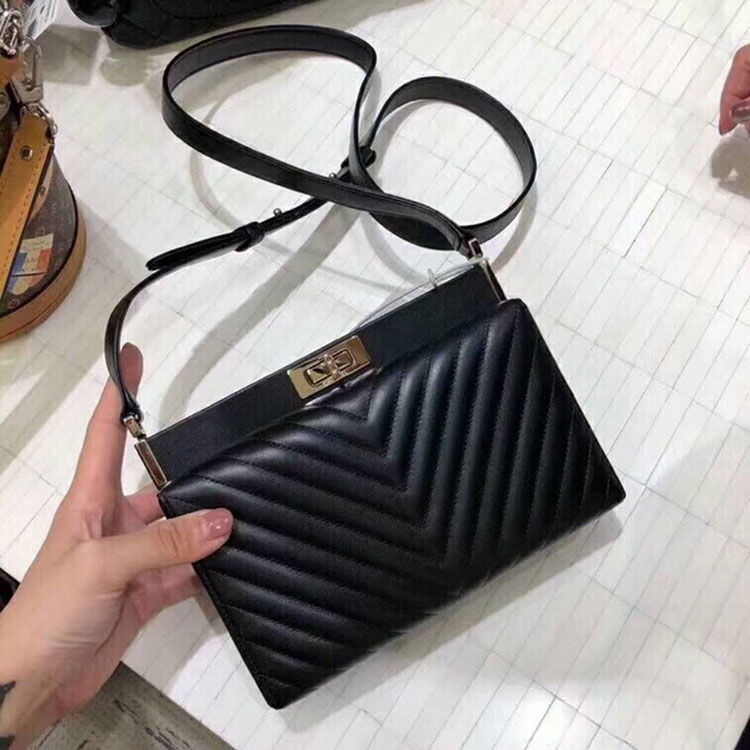 2019 Chanel clutch