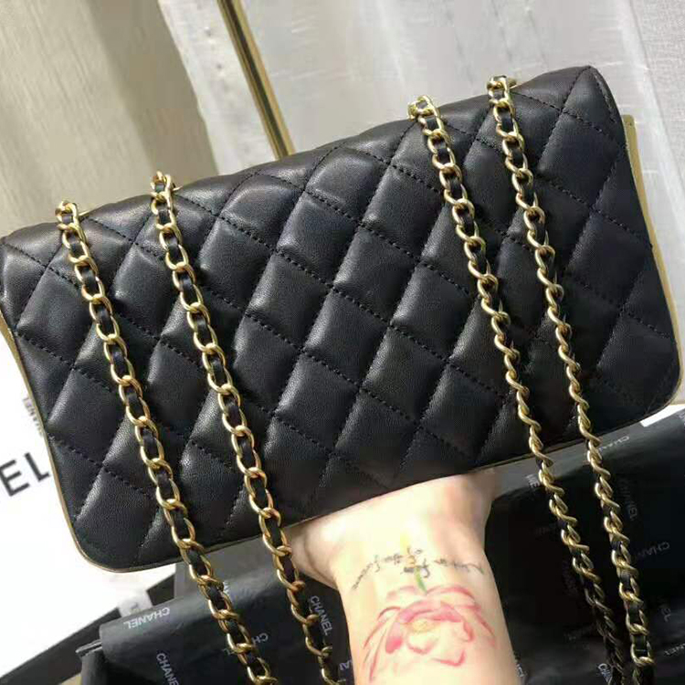 2019 Chanel flap bag