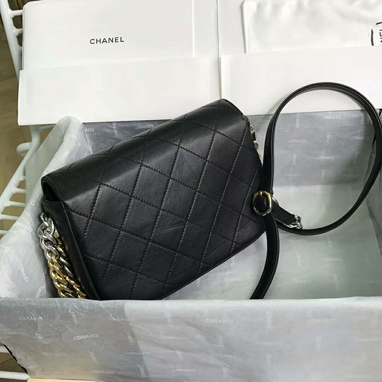 2019 Chanel flap bag