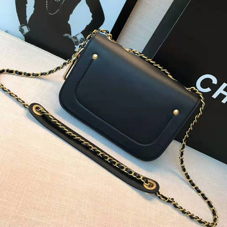 2019 Chanel flap bag and coin purse