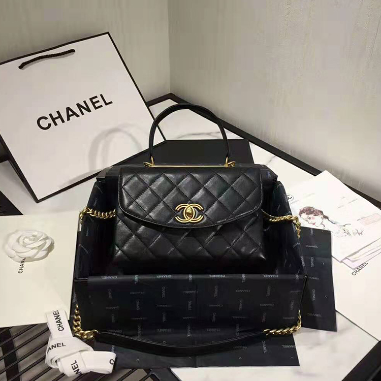 2019 Chanel flap bag with top handle