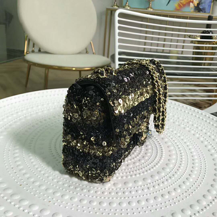 2019 Chanel mini flap bag