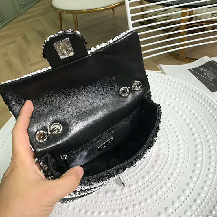 2019 Chanel mini flap bag