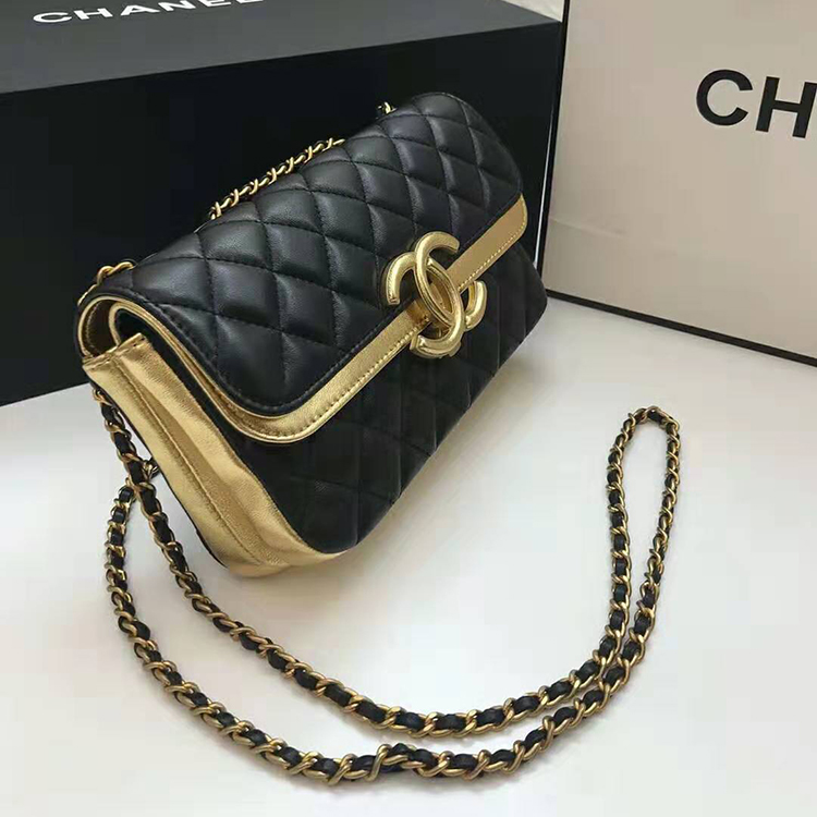 2019 Chanel small flap bag