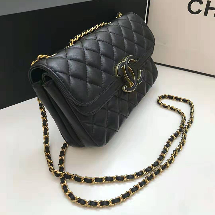 2019 Chanel small flap bag