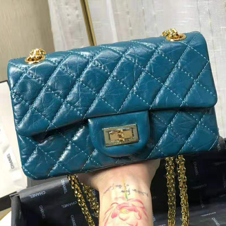 2019 Chanel small handbag