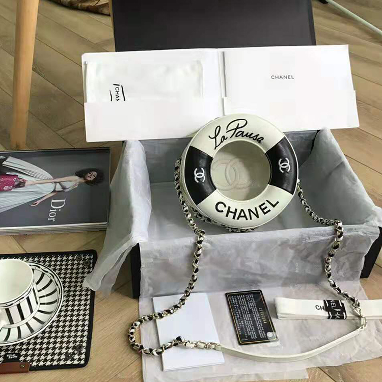 2019 Chanel small round bag