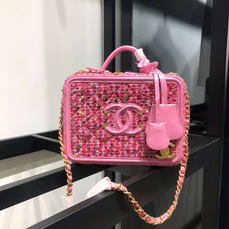 2019 Chanel small vanity case