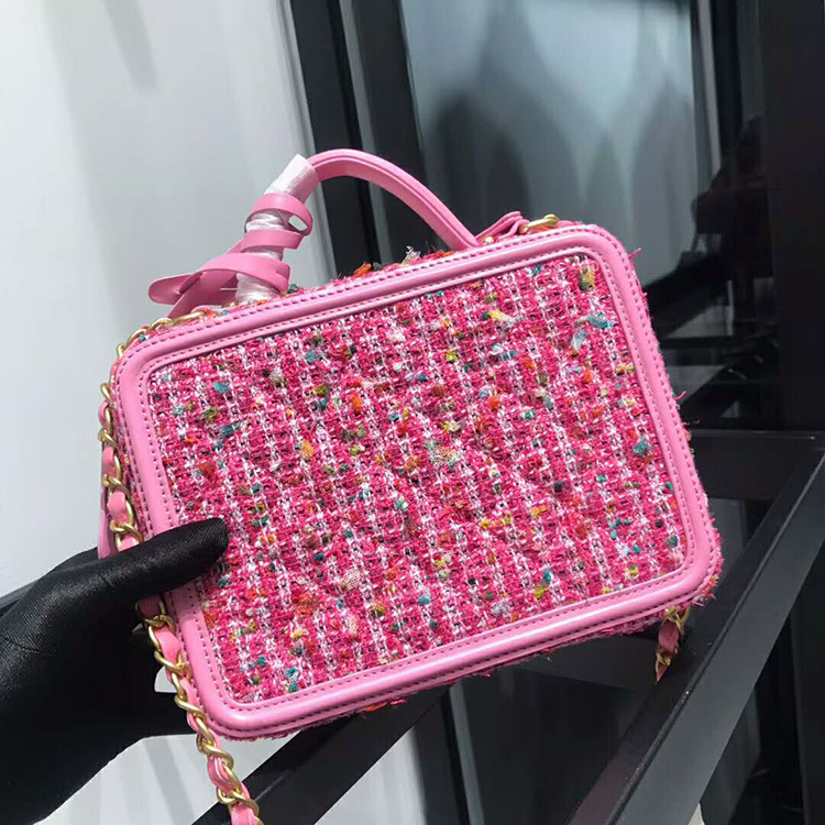 2019 Chanel small vanity case