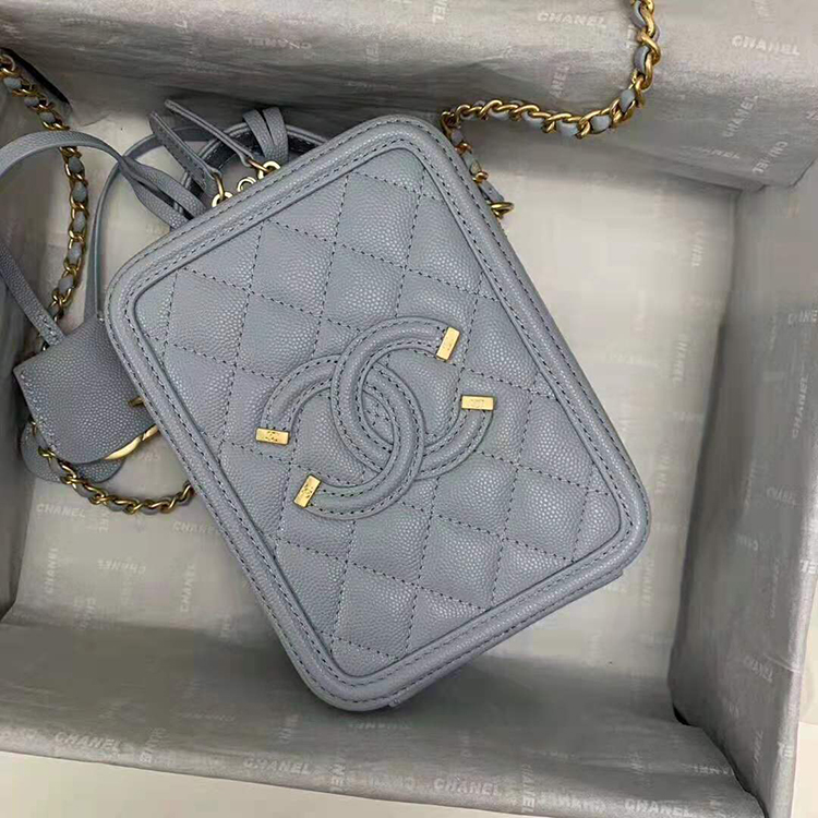 2019 Chanel vanity case