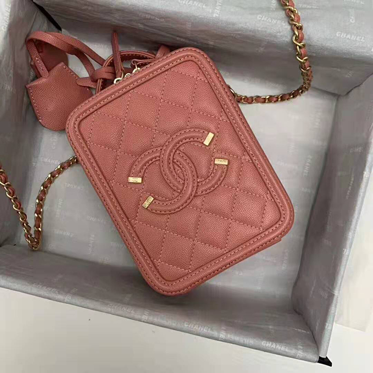 2019 Chanel vanity case