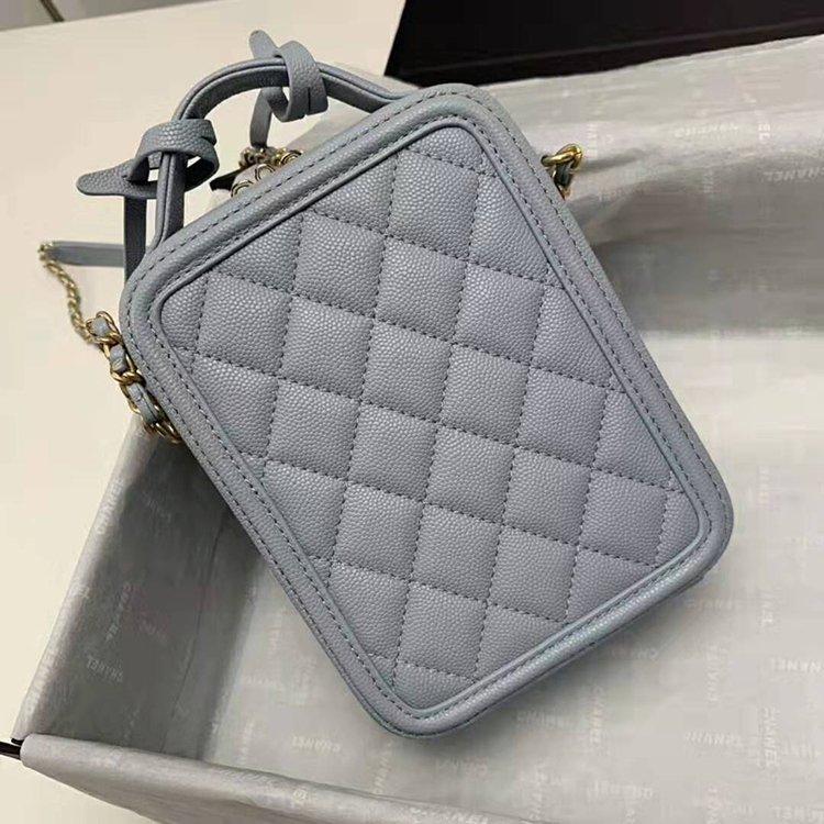 2019 Chanel vanity case