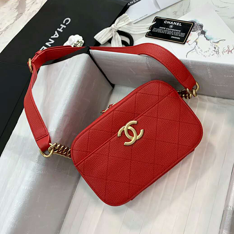 2019 Chanel waist bag