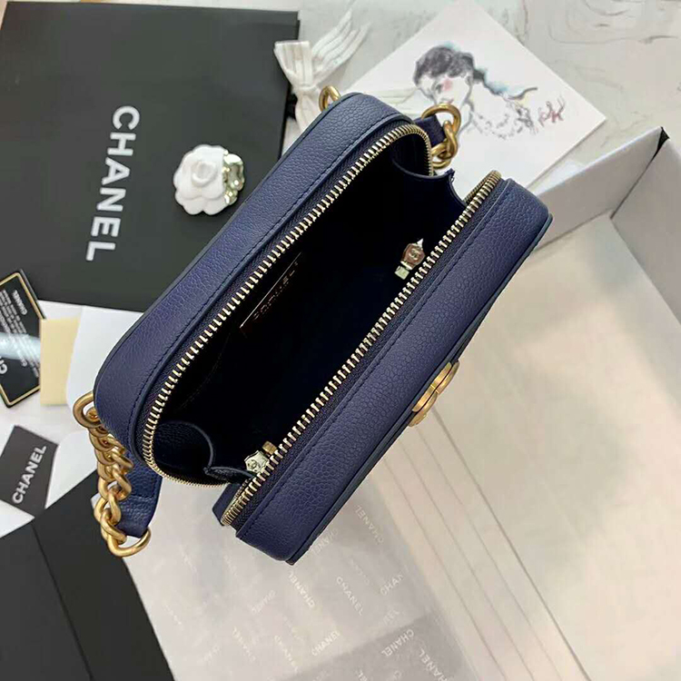 2019 Chanel waist bag