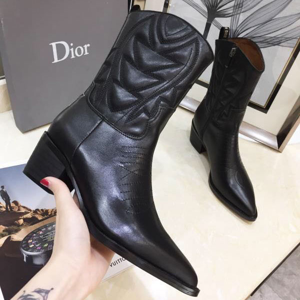 2019 Dior women Boots in Calfskin