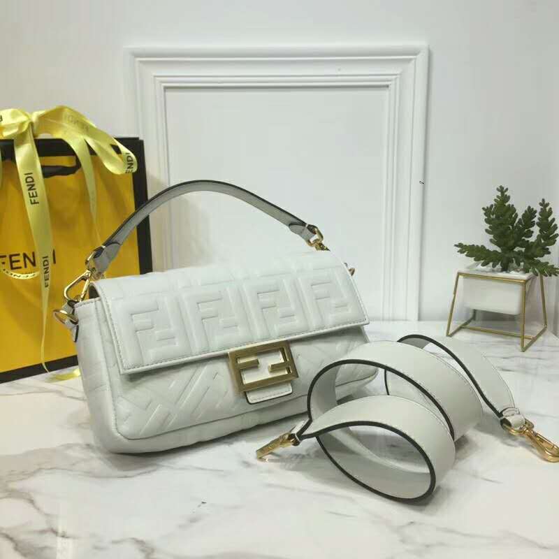 2019 Fendi Baguette