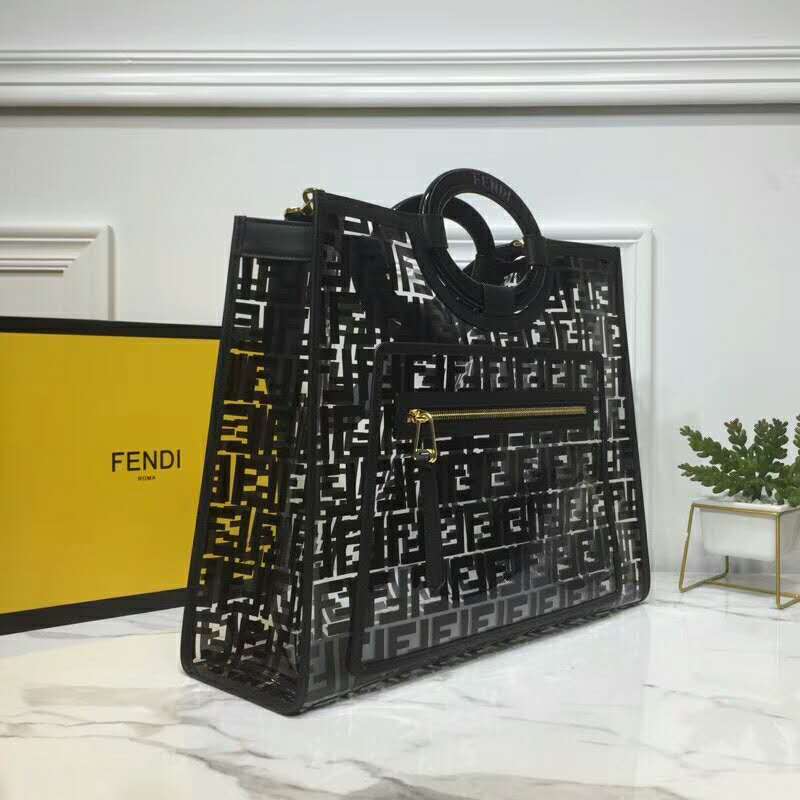 2019 Fendi RUNAWAY SHOPPER