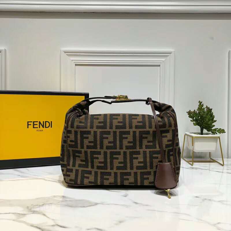 2019 Fendi vintage Cosmetic bag