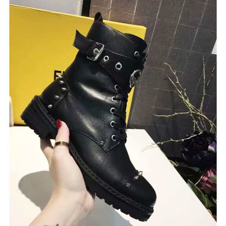 2019 Fendi women Boots in Calfskin