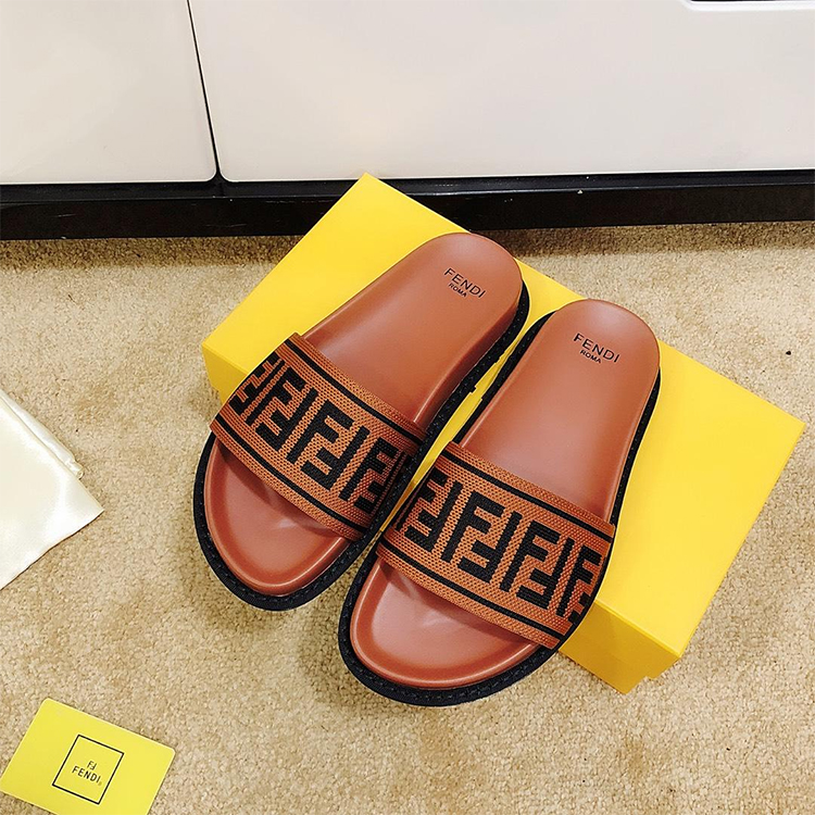 2019 Fendi women Flat Slipper