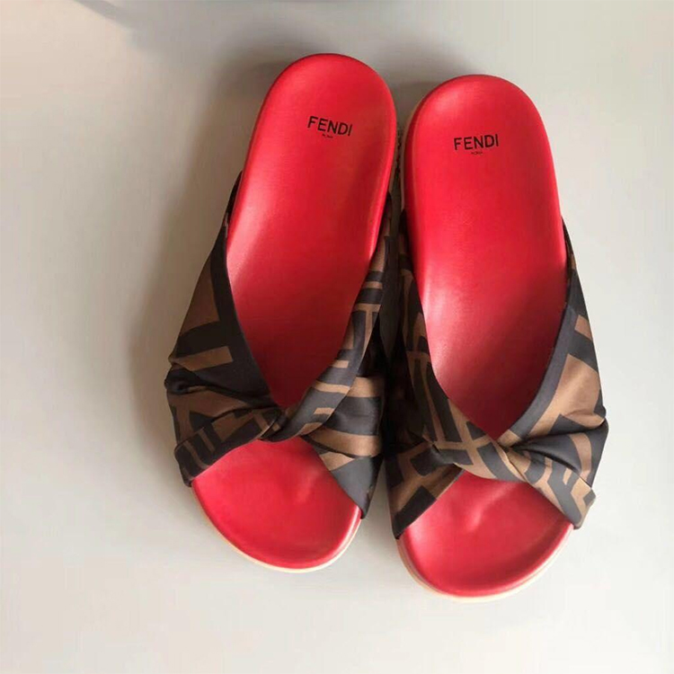 2019 Fendi women Slipper