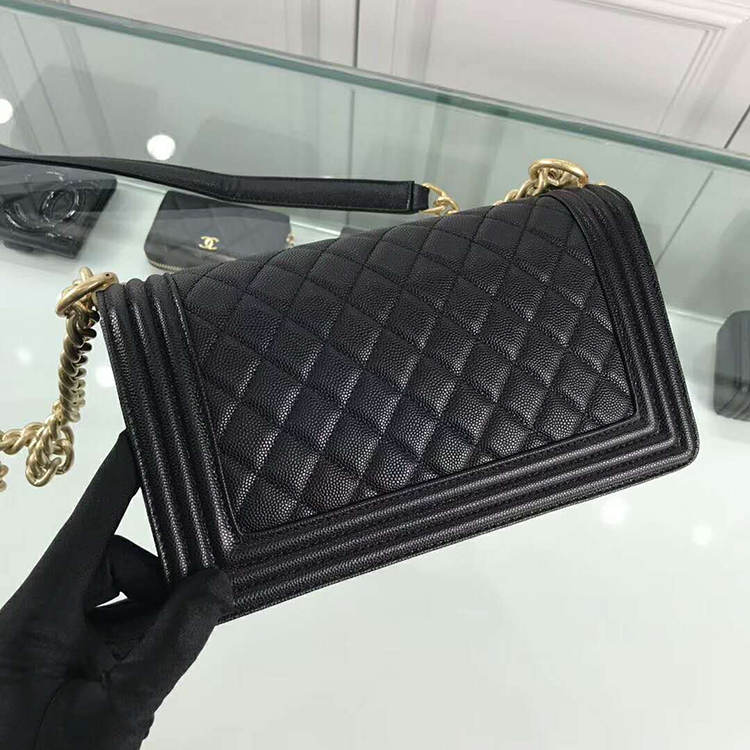 2019 Le Boy Chanel Flap Shoulder Bag