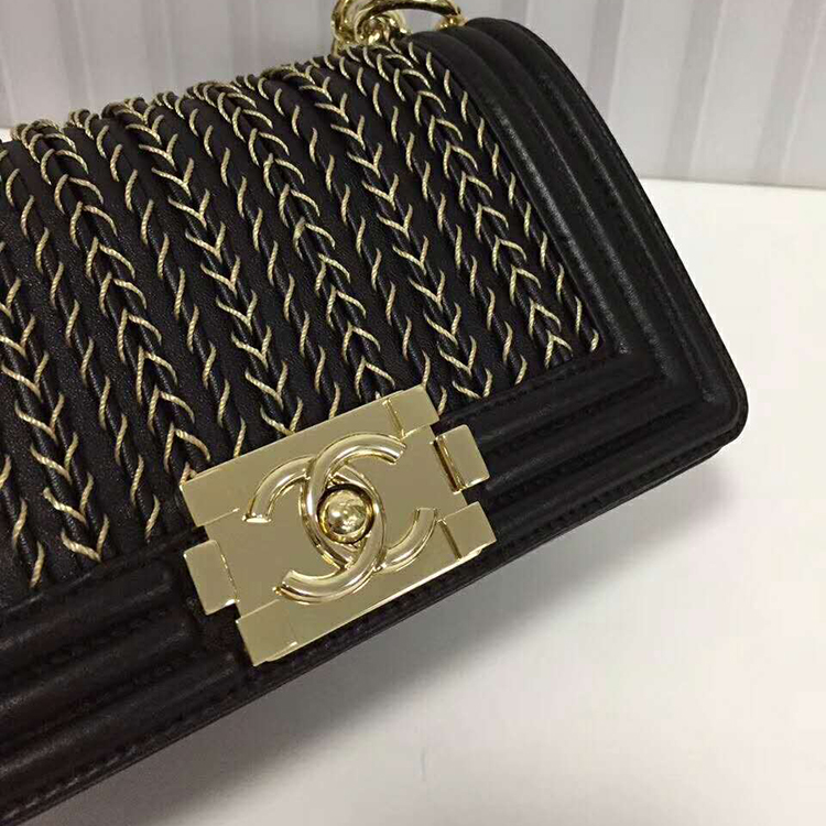 2019 Le Boy Chanel Flap Shoulder Bag