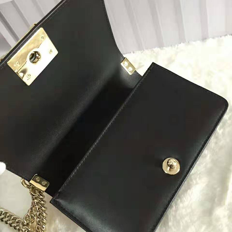 2019 Le Boy Chanel Flap Shoulder Bag