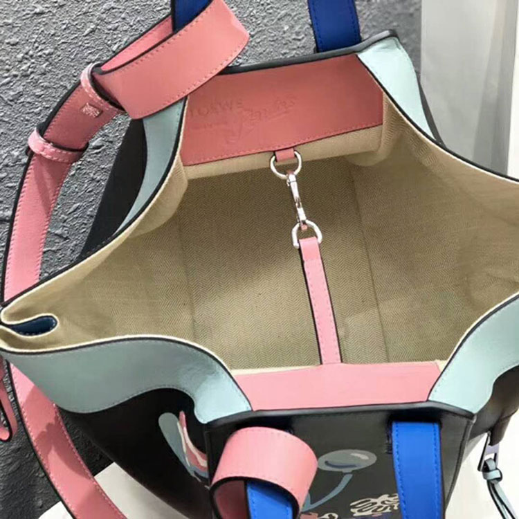 2019 Loewe Hammock Medium Bag