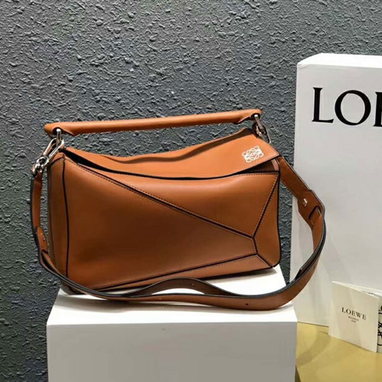 2019 Loewe Puzzle Bag