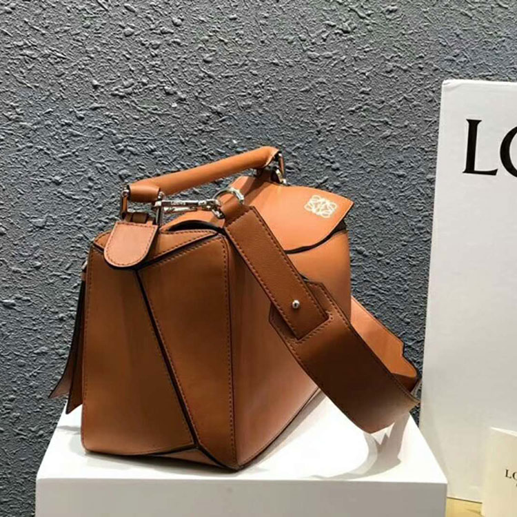 2019 Loewe Puzzle Bag