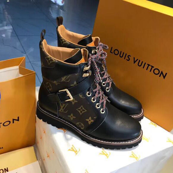 2019 Louis vitton women Boots