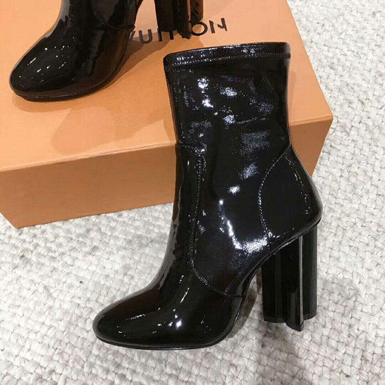 2019 Louis vitton women Boots in Patent leather Heel 10cm