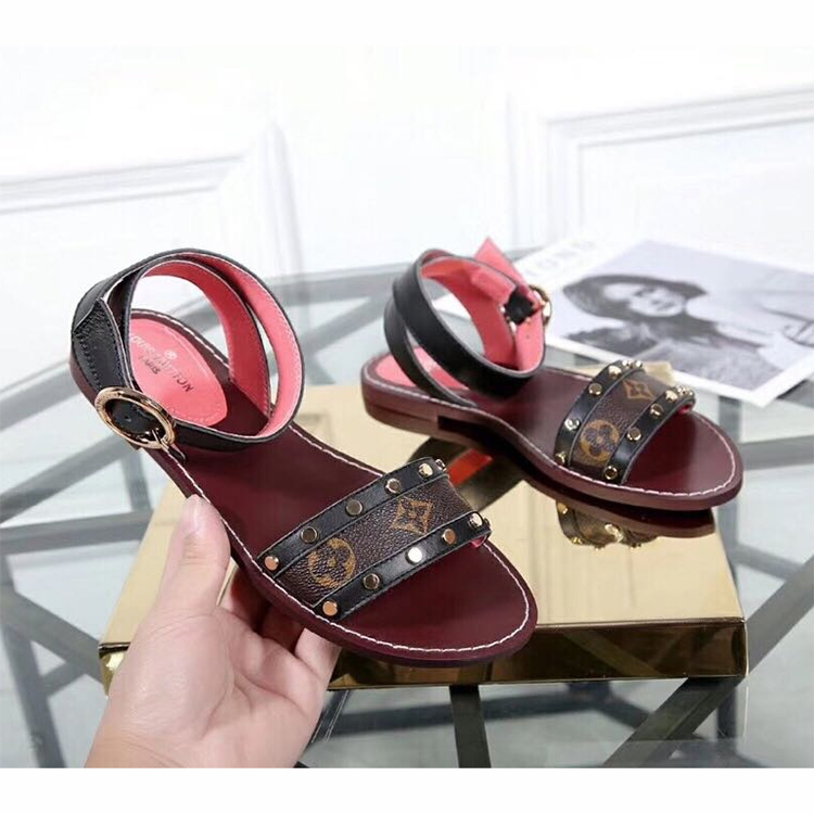 2019 Louis vitton women Flat shoes