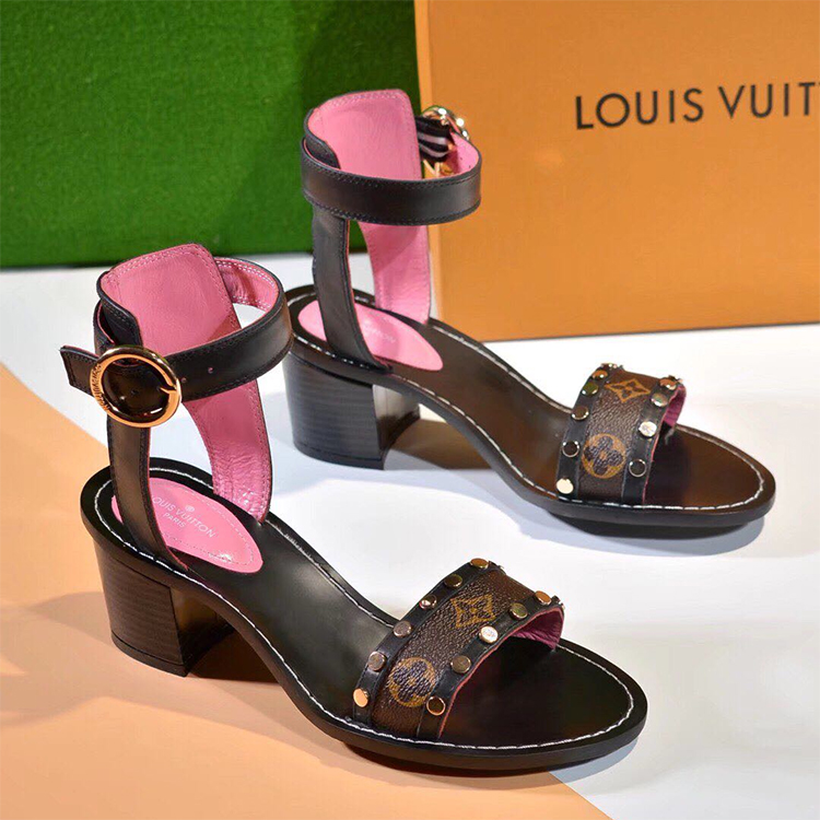 2019 Louis vitton women Sandal