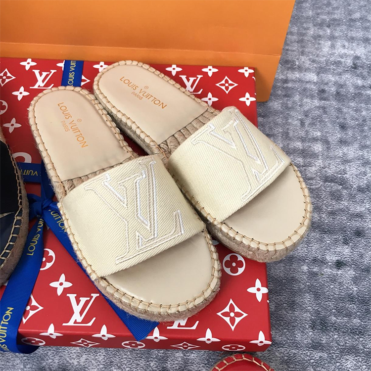 2019 Louis vitton women Slippers