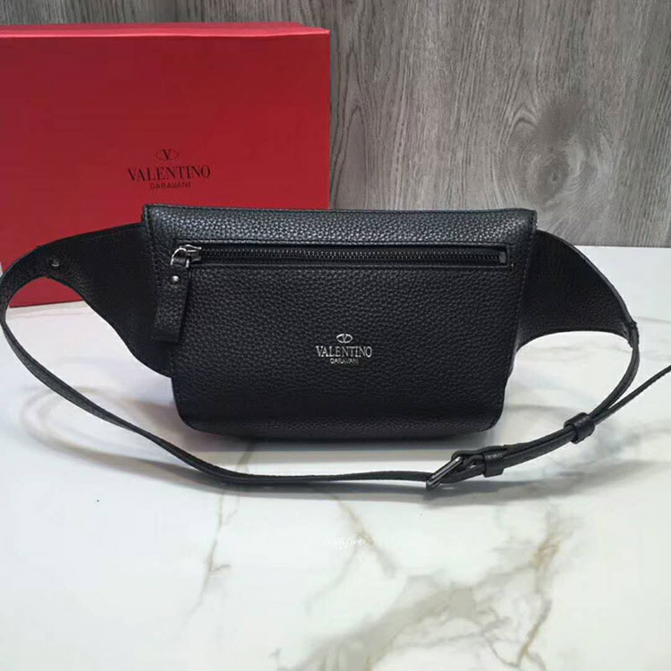 2019 VALENTINO FREE ROCKSTUD SPIKE BELT BAG