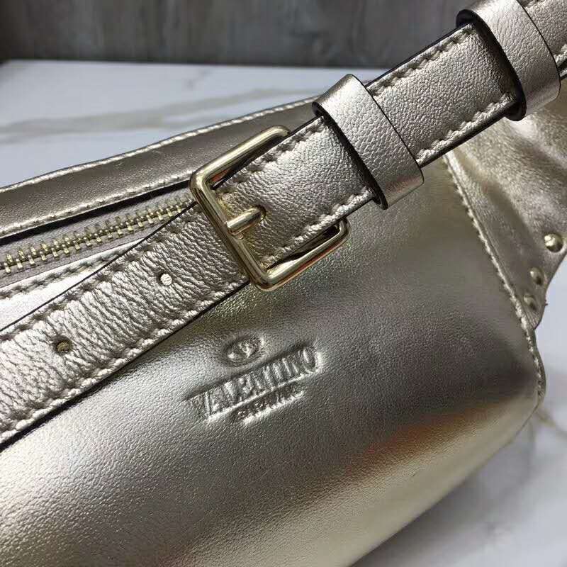 2019 VALENTINO FREE ROCKSTUD SPIKE BELT BAG