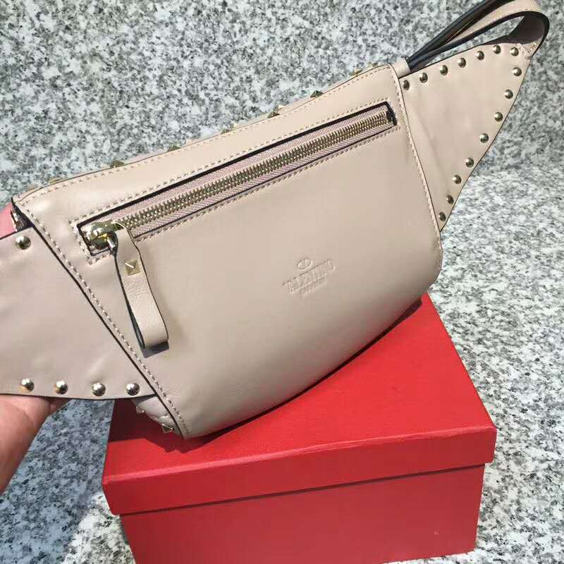 2019 VALENTINO FREE ROCKSTUD SPIKE BELT BAG