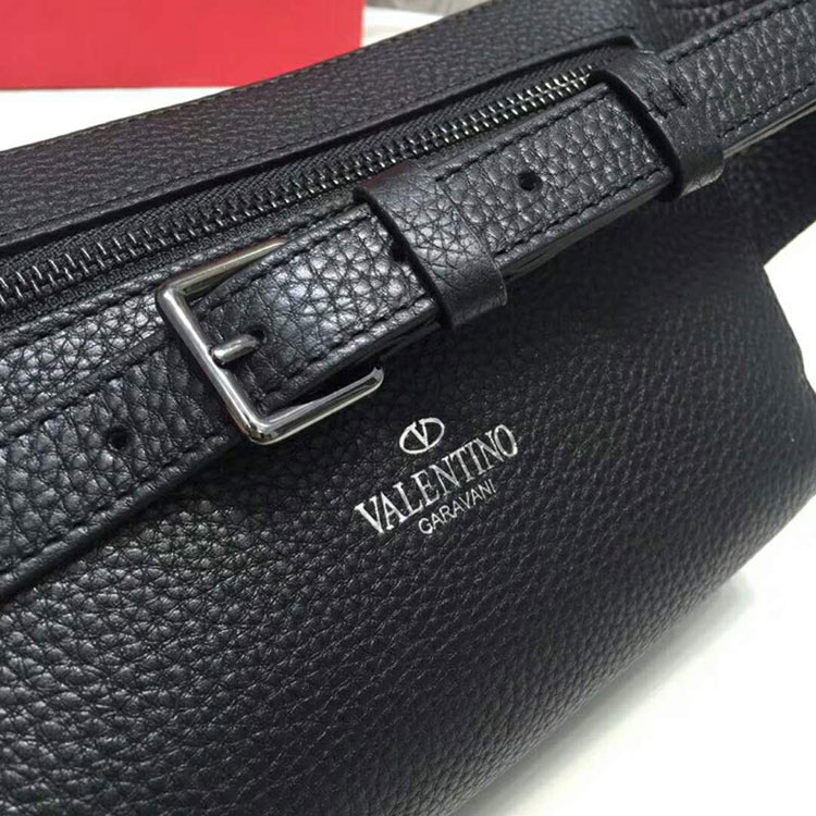 2019 VALENTINO FREE ROCKSTUD SPIKE BELT BAG