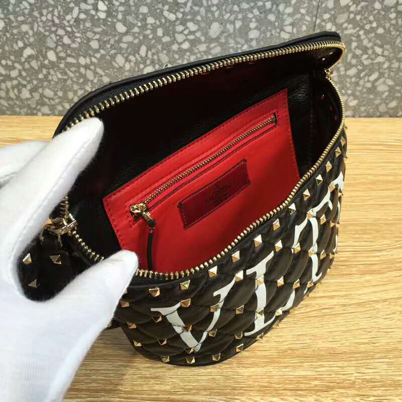 2019 VALENTINO FREE ROCKSTUD SPIKE BELT BAG