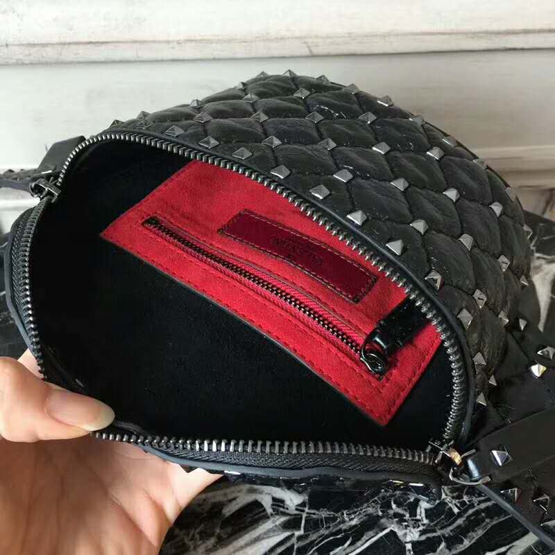 2019 VALENTINO FREE ROCKSTUD SPIKE BELT BAG