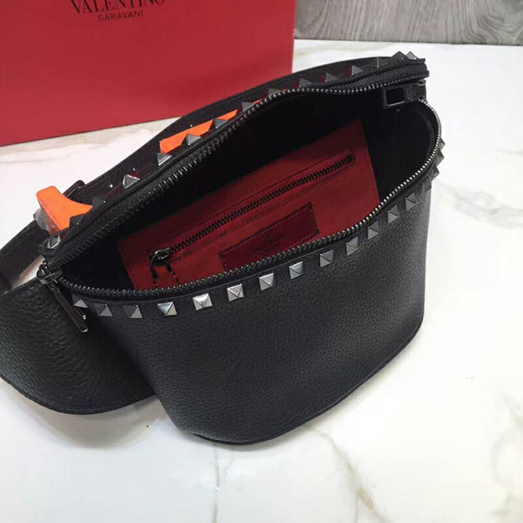 2019 VALENTINO FREE ROCKSTUD SPIKE BELT BAG