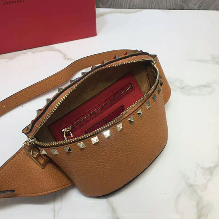 2019 VALENTINO FREE ROCKSTUD SPIKE BELT BAG