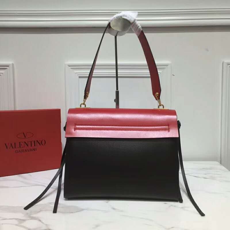 2019 VALENTINO MEDIUM VRING SMOOTH CALFSKIN SHOULDER BAG