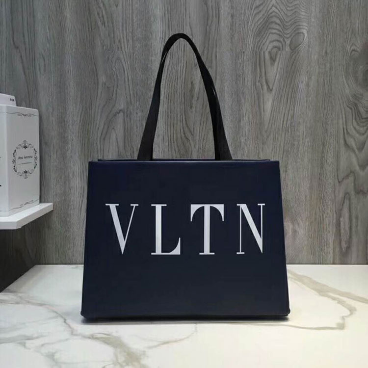 2019 Valentino Garavani Shopper